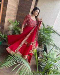 Georgette Gown - Fox Georgette, Size M/l/xl/xxl, 40 Inch Length, Embroidered With Sequins, Stylish Dupatta Fabrics