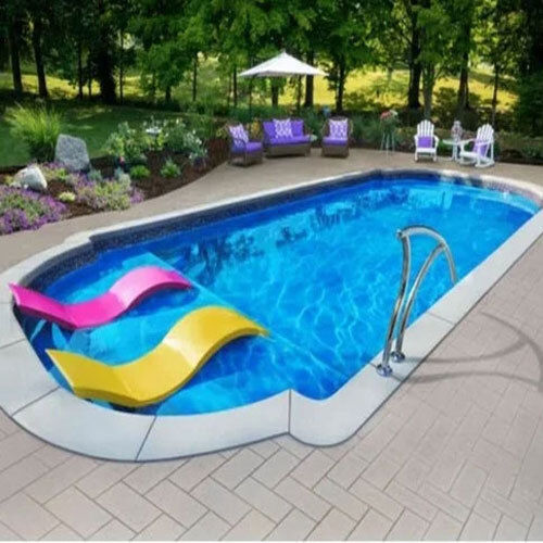 Residential Fiberglass Swimming Pool