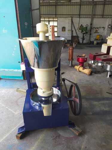 Rotary oil extraction machine