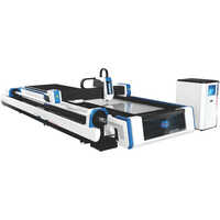 Cnc Laser Cutting Machine - Co2 Laser, Air Cooling Mode | Semi-automatic For Acrylic And Metal Materials