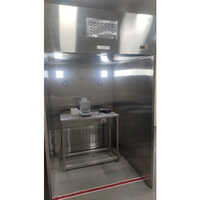 Ss Dispensing Booth - Stainless Steel, 7.5 Feet Height, Silver | Ideal For Pharmaceutical Industries