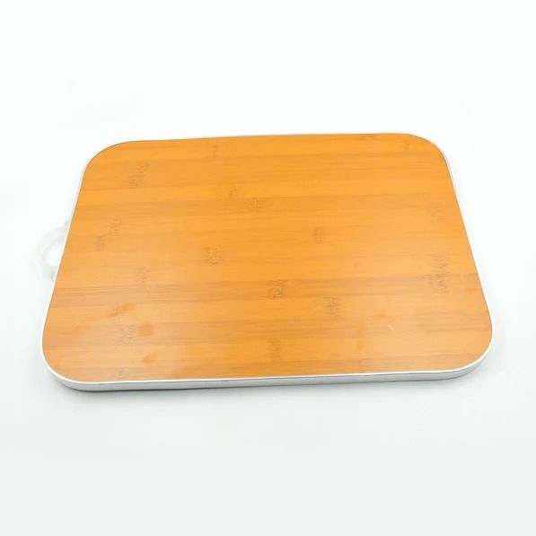 5793  WOODEN CHOPPING BOARD