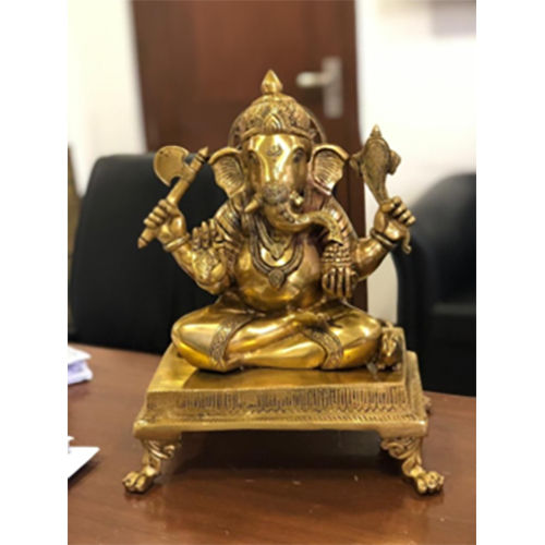 MB-4034 GANESH SITTING  ON CHOWKI