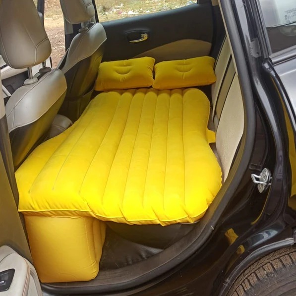 8043 CAR BED WITH 2 PILLOWS