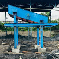 Vibrating Screen - Polished Industrial Separator Machine | Human Machine Interface Control System, Warranty Included