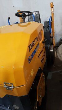 RIDE ON ROLLER DOUBLE DRUM XMR170 4 TON