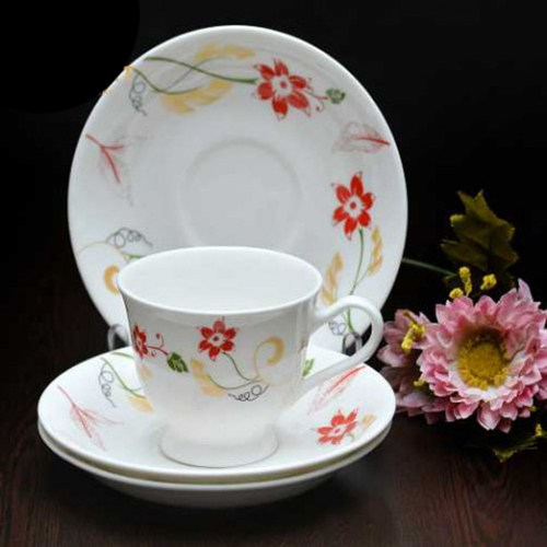 CERAMIC CUP SAUCER WHITE DESIGN