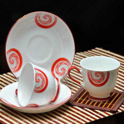 CERAMIC CUP SAUCER (UNIQUE RED DESIGN)