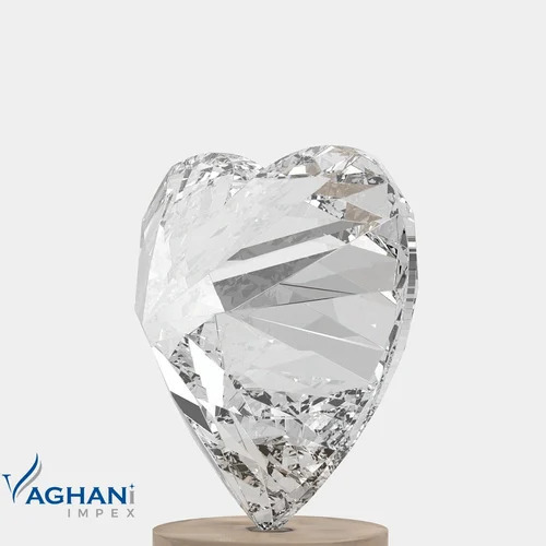 Heart shape lab grown diamond