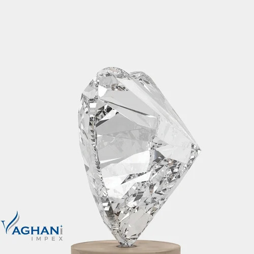 Heart shape lab grown diamond