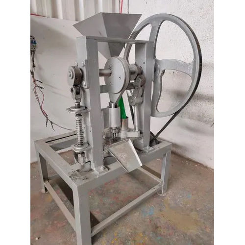 Camphor Tablet Making Machine