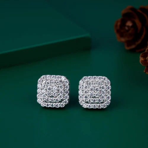 Ladies Gold Earring