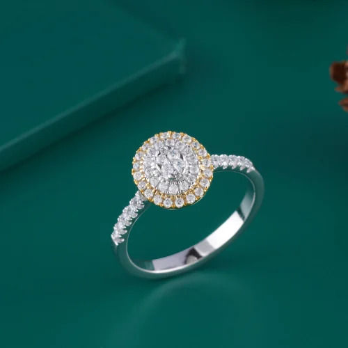 Ladies Diamonds Gold Ring