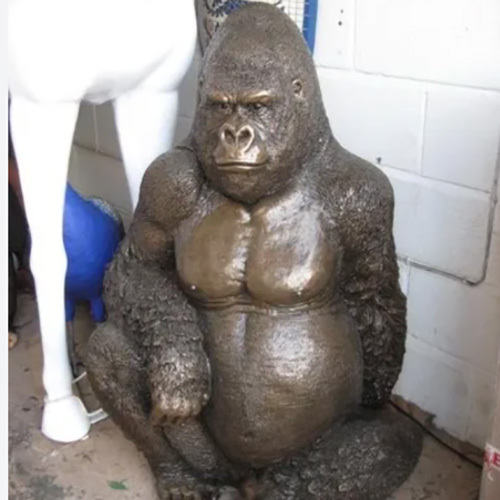 Chimpangi Fiber Statue