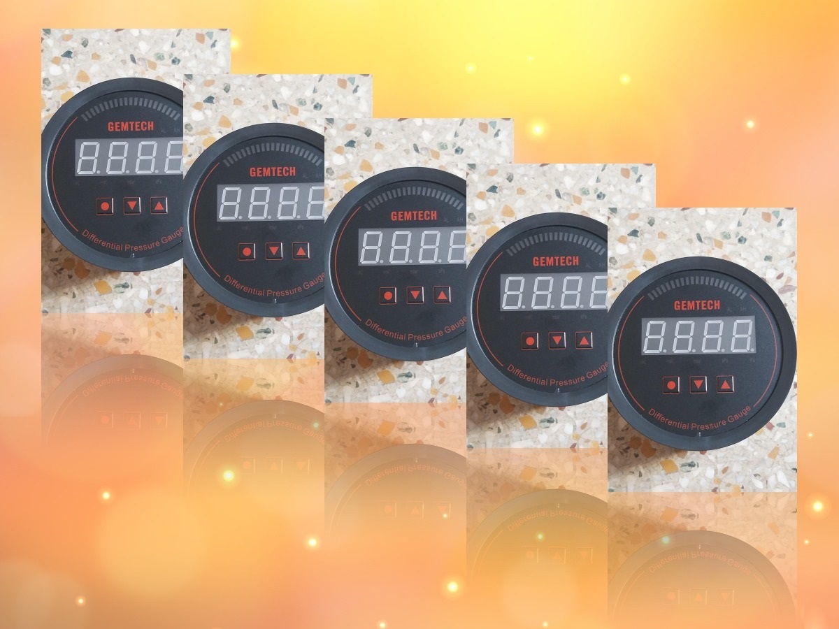 GEMTECH Series 3000 Digital Pressure Gauge With Alarm Range 0 to 0.600 MBAR