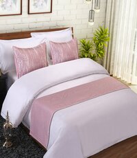 Jacquard Bed Runner