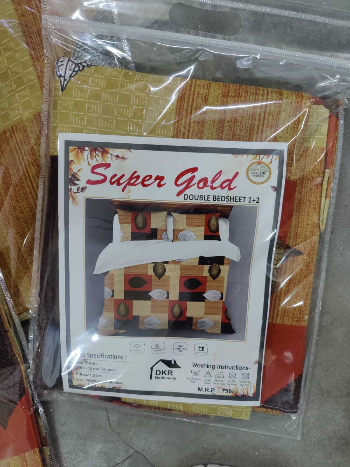 Super Gold Bedsheet With Two Pillow Covers