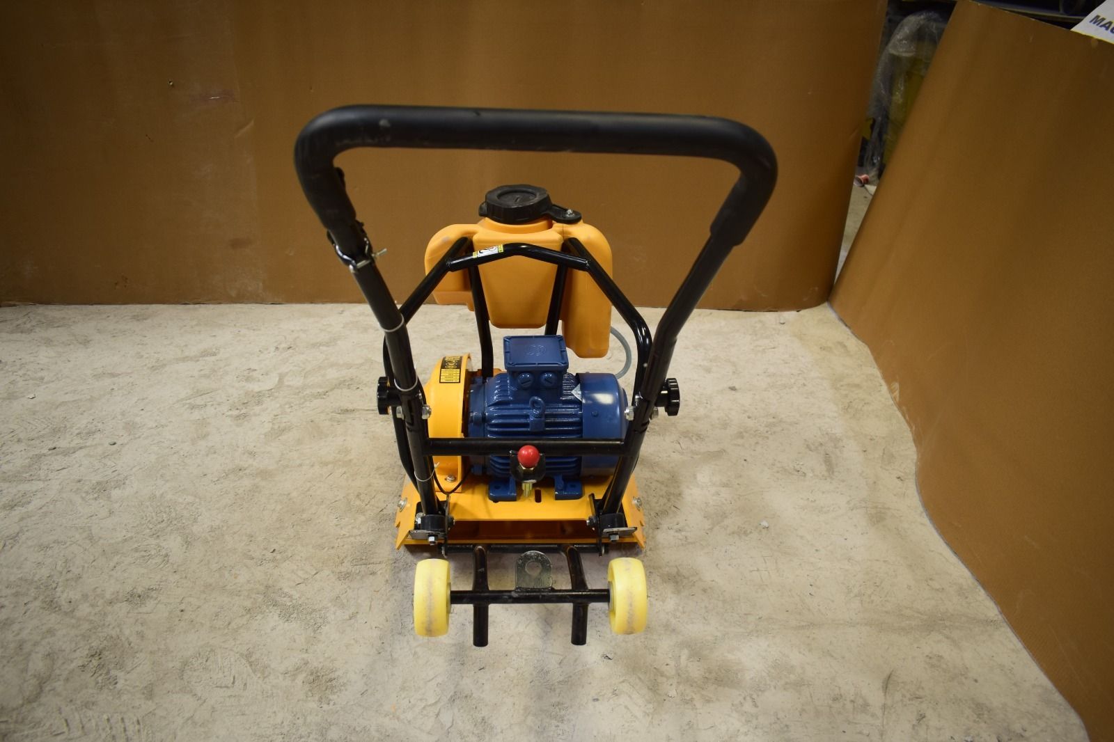 PLATE COMPACTOR C90T ELECTRIC MOTOR FORWARD