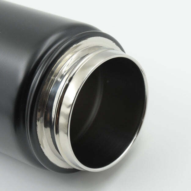 VACUUM STAINLESS STEEL WATER BOTTLE WITH CARRY HANDLE