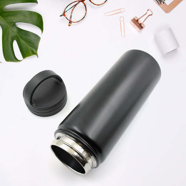 VACUUM STAINLESS STEEL WATER BOTTLE WITH CARRY HANDLE