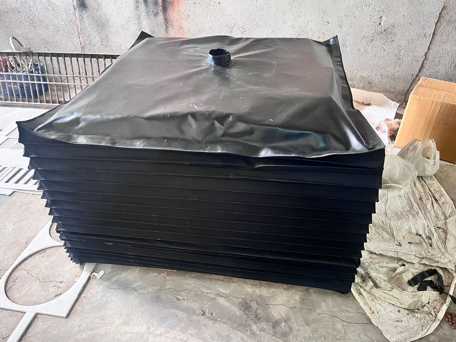 Gas Bin Bellow Cover
