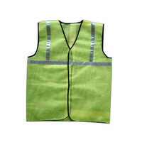 Industrial Safety Jacket - Durable Polyester, Unisex Fit, Vibrant Green Color, Reflective Visibility Features, Reusable Design for Enhanced Protection