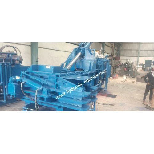 Triple Action Jumbo Scrap Baler Machine