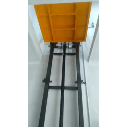 Hydraulic Self Supported Goods Lift