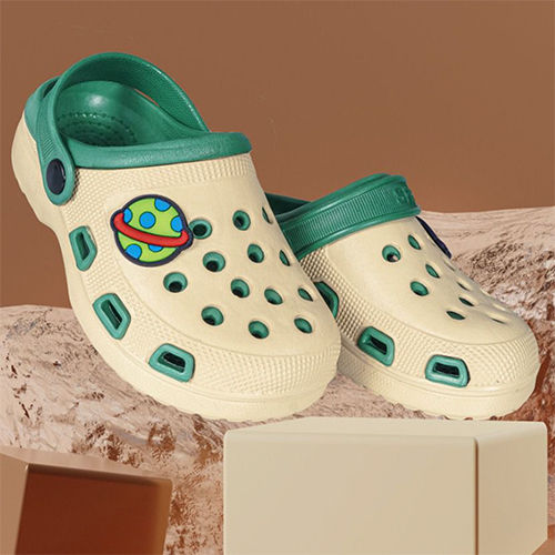 Boomer Kids Clogs