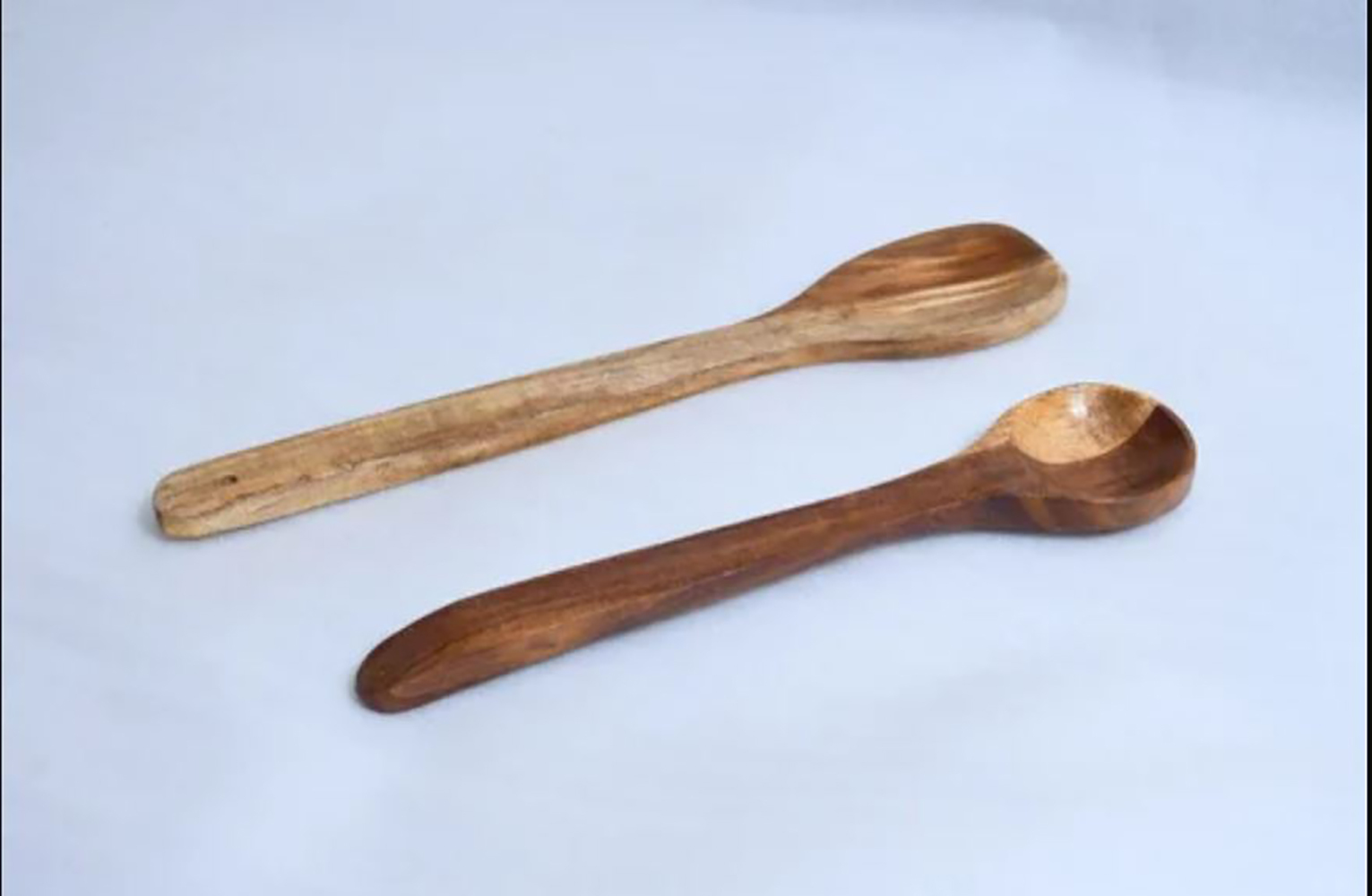 WOODEN SERVING SPOON 18