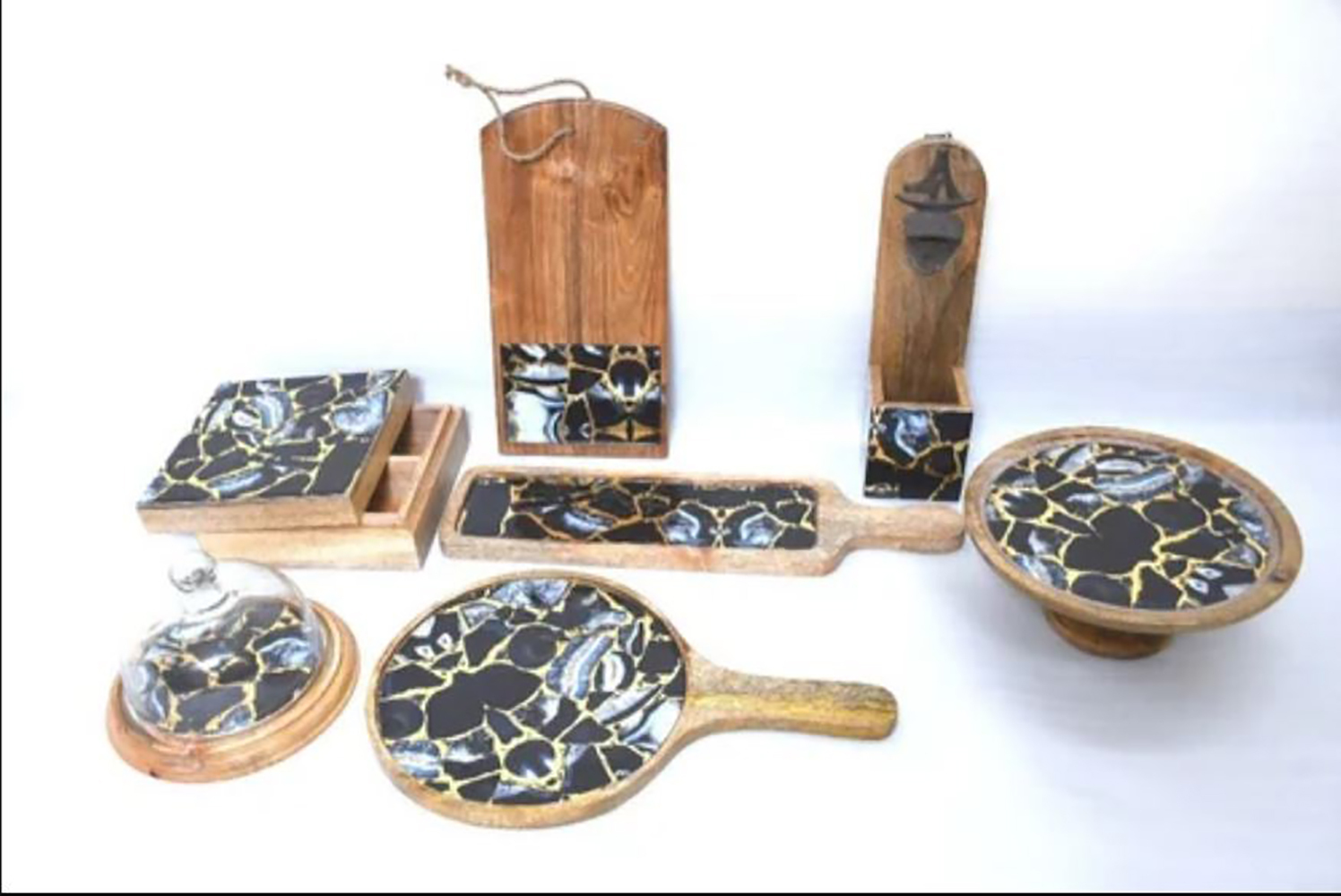 WOODEN SERVING PLATTER