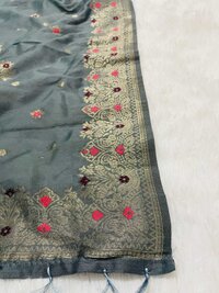 Grey Banarasi cotton dupatta 1