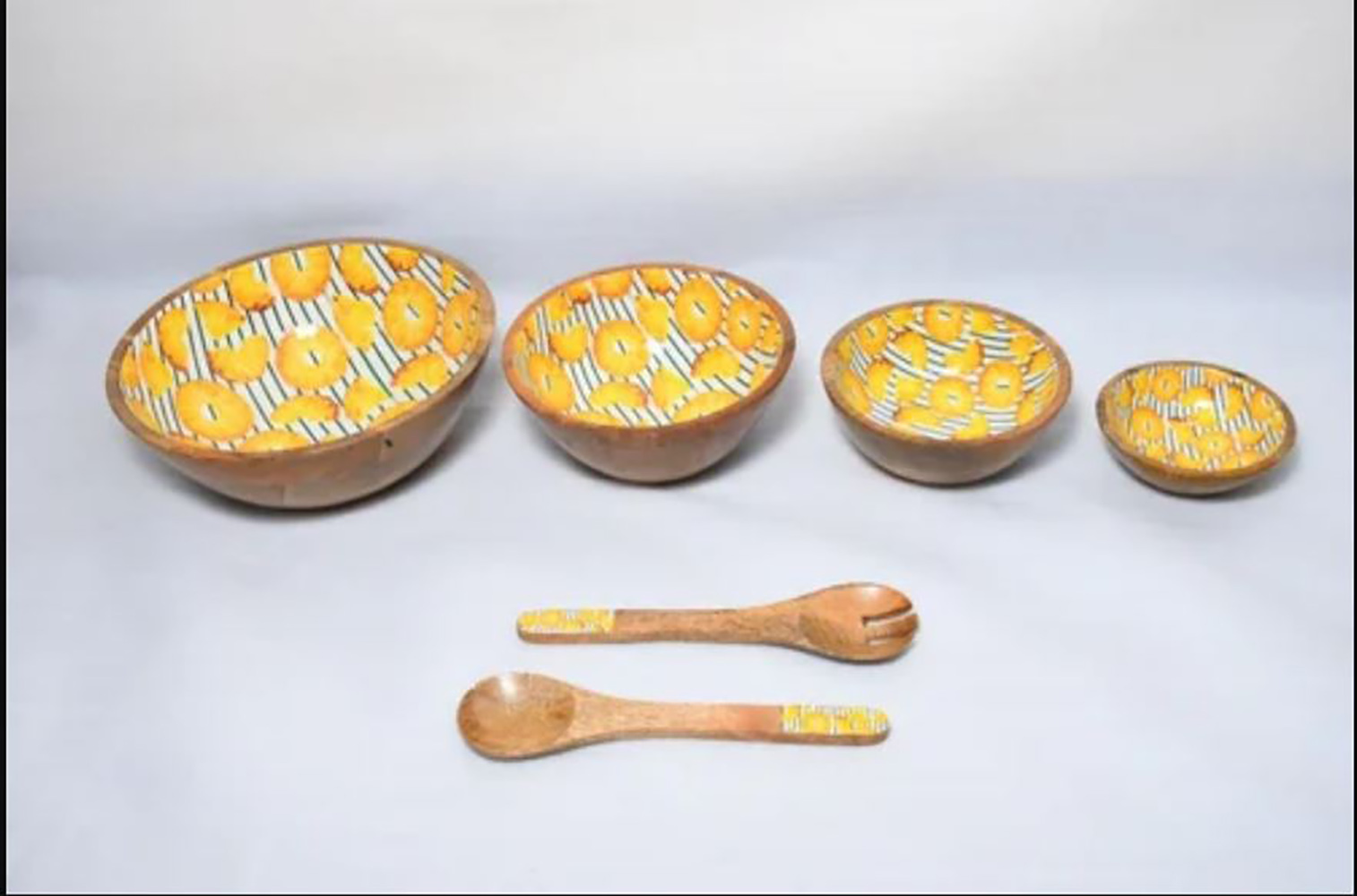 WOODEN SERVING BOWL (YELLOW PRINT)