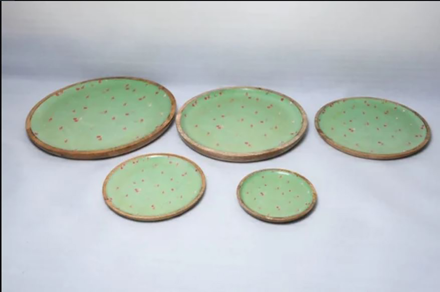 WOODEN SERVING PLATE PINK PRINT