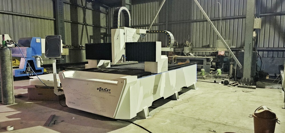 CNC Laser Metal Cutting Machine