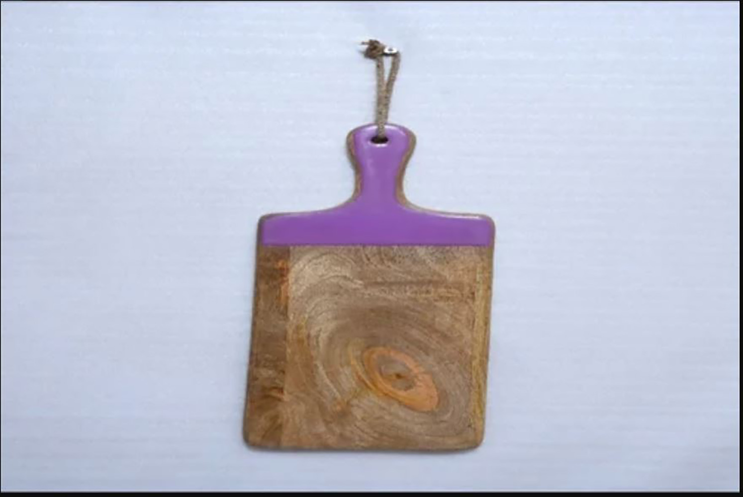 WOODEN CHOPPING BOARD 17