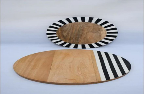 Vintage-style wooden platter with yellow motif