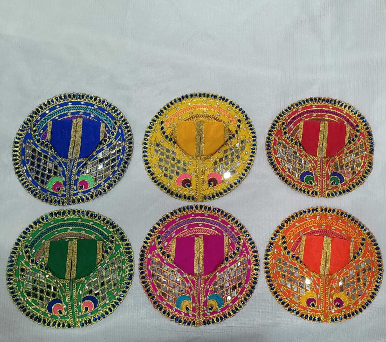 Surat saneel poshak