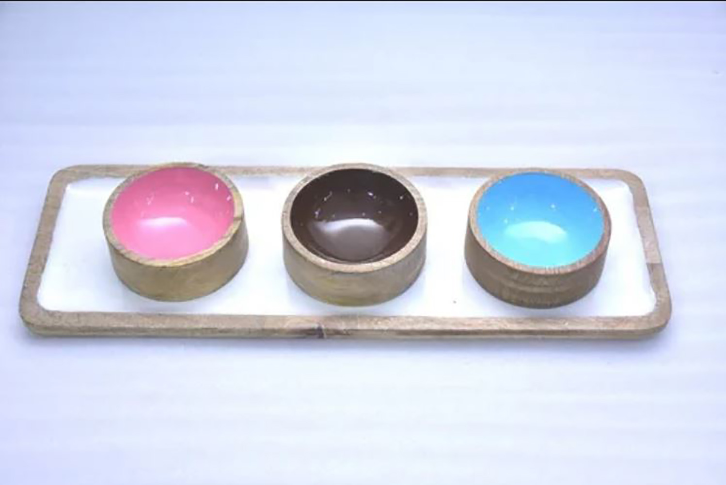 WOODEN CHIP AND DIP PLATTER