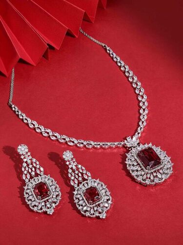 Regal Spark Designer AD Pendant Set