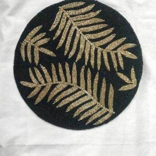 BP77 (Beaded Placemats))