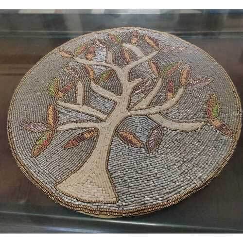 BP07 (beaded placemat)