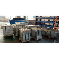 Aluminum Alloy Blocks - Industrial Grade, Square Shape, Silver Color | Polished Surface Treatment For Enhanced Aesthetics And Durability