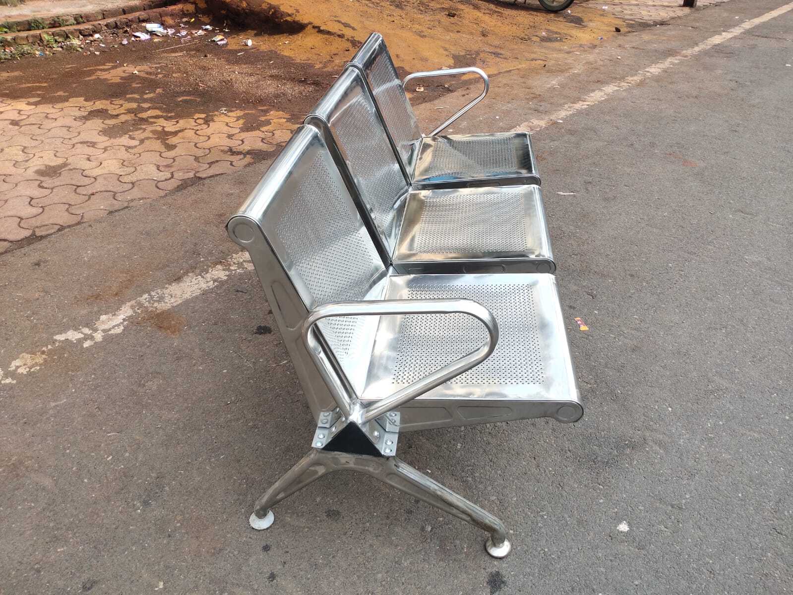 Metro and Railway Platform Benches