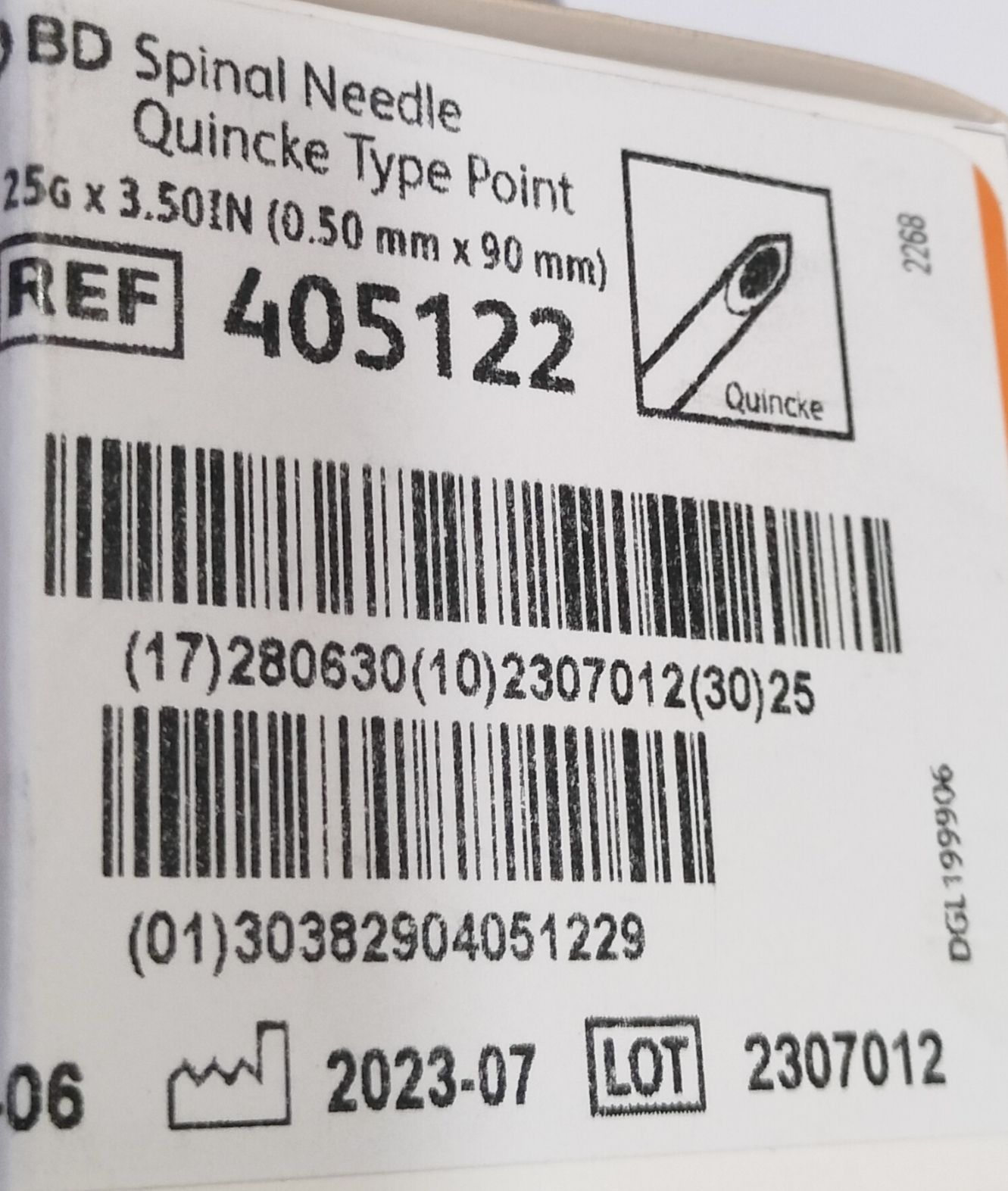 BD Spinal Needle quincke type point 26 G