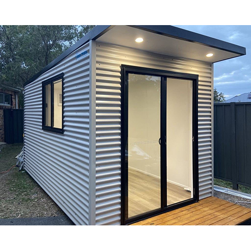 White Modular Container House