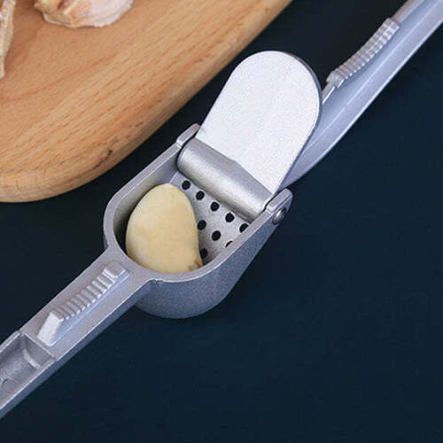 GARLIC PRESS ALL ALUMINUM EASY TO USE WITH LIGHT WEIGHT WITHOUT DIFFICULTY COOKING BAKING  KITCHEN TOOL