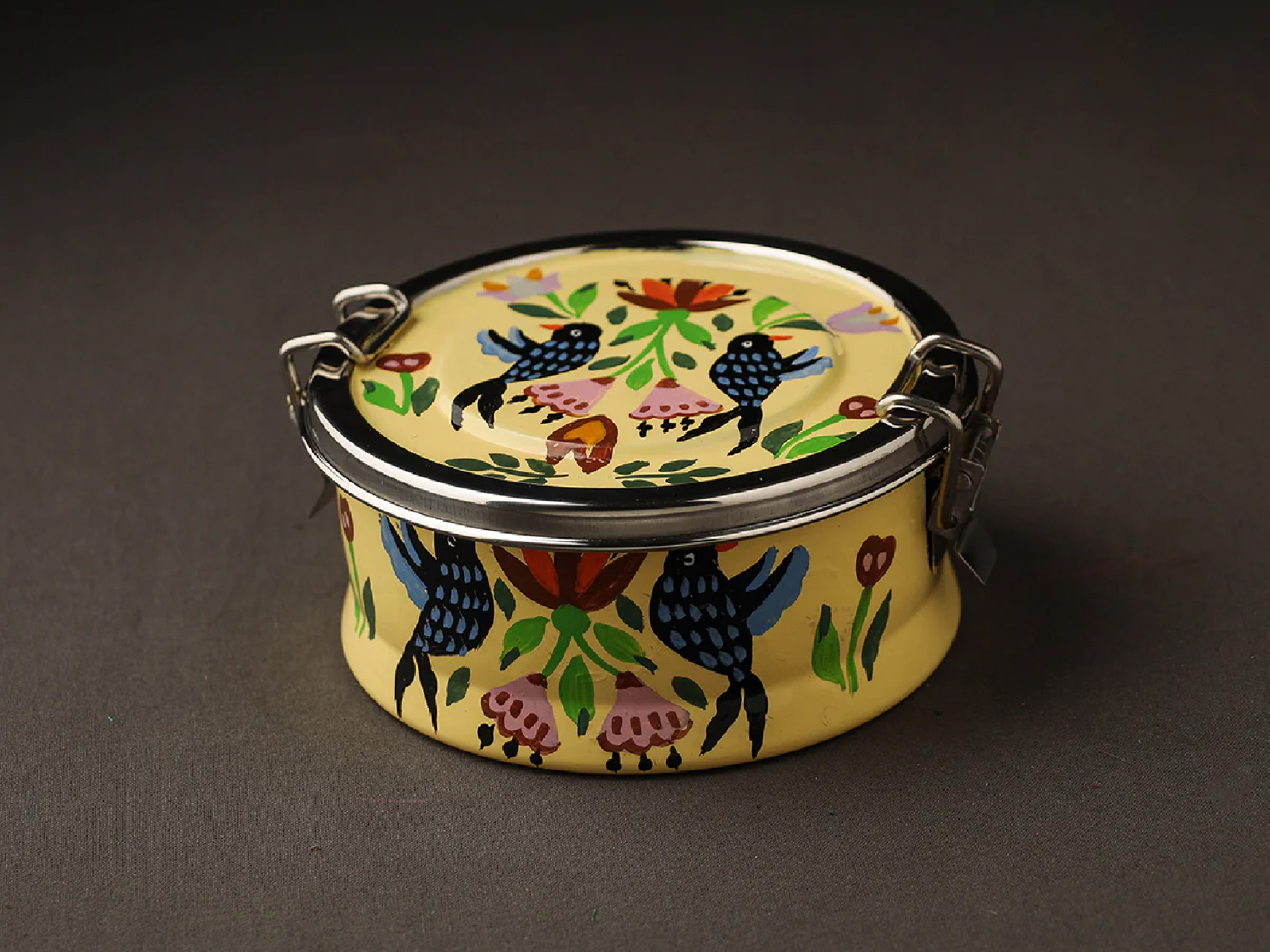 HAND PAINTED ENAMELWARE LUNCH BOX A22