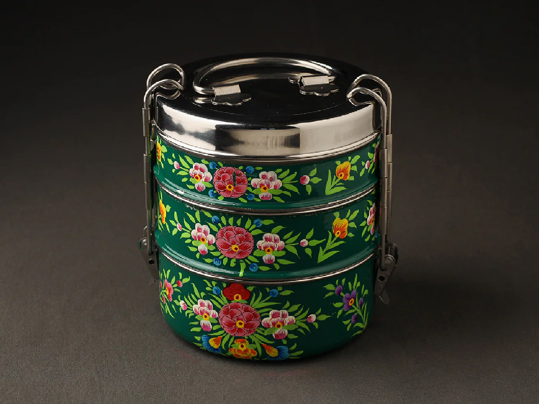 HAND PAINTED ENAMELWARE LUNCH BOX A40