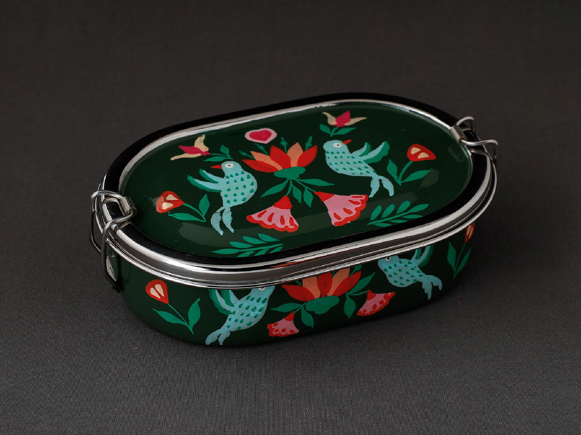 HAND PAINTED ENAMELWARE LUNCH BOX A45